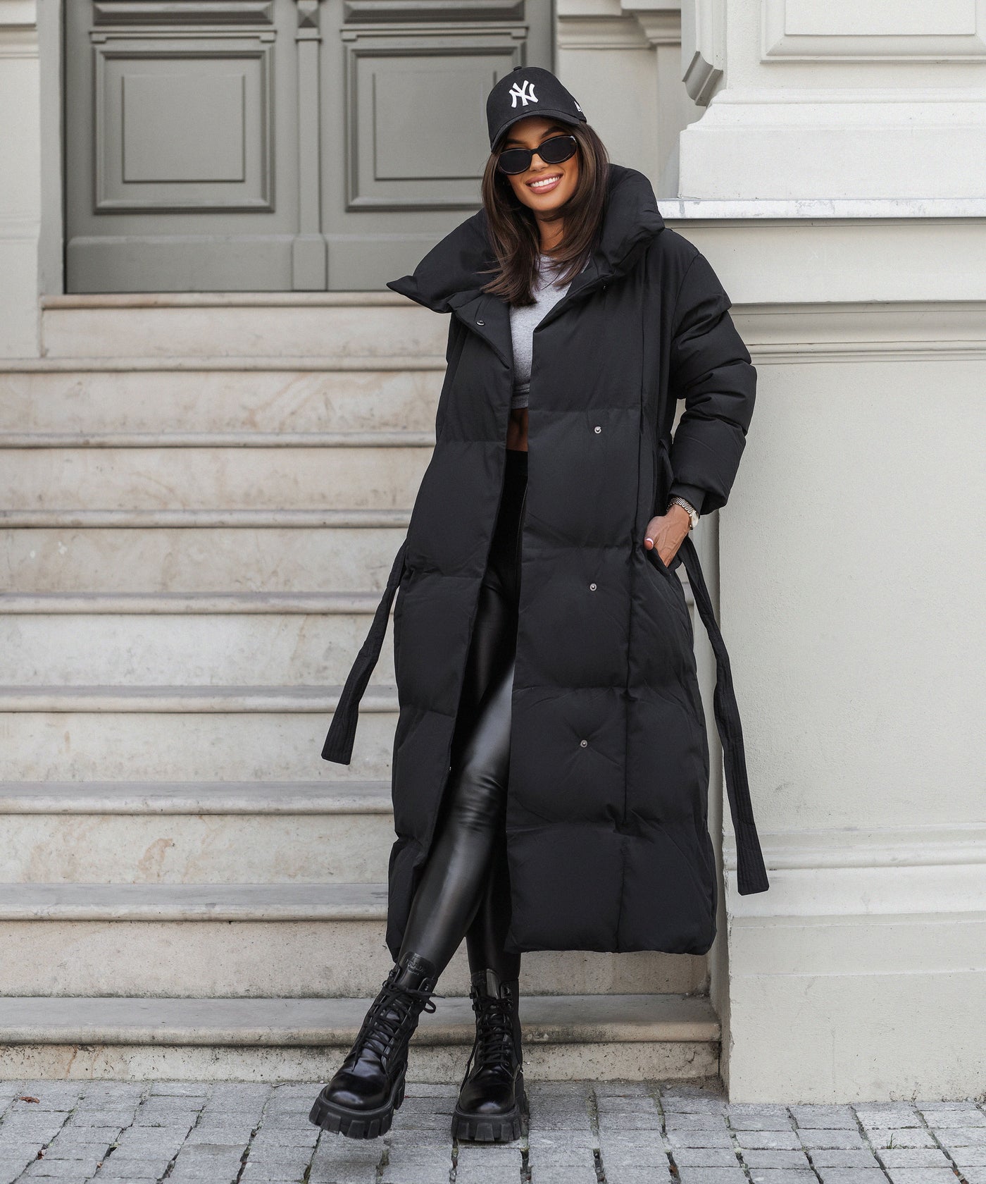 Oversize Parka Kyleih Schwarz  Ladypolitan - Fashion Onlineshop für Damen   