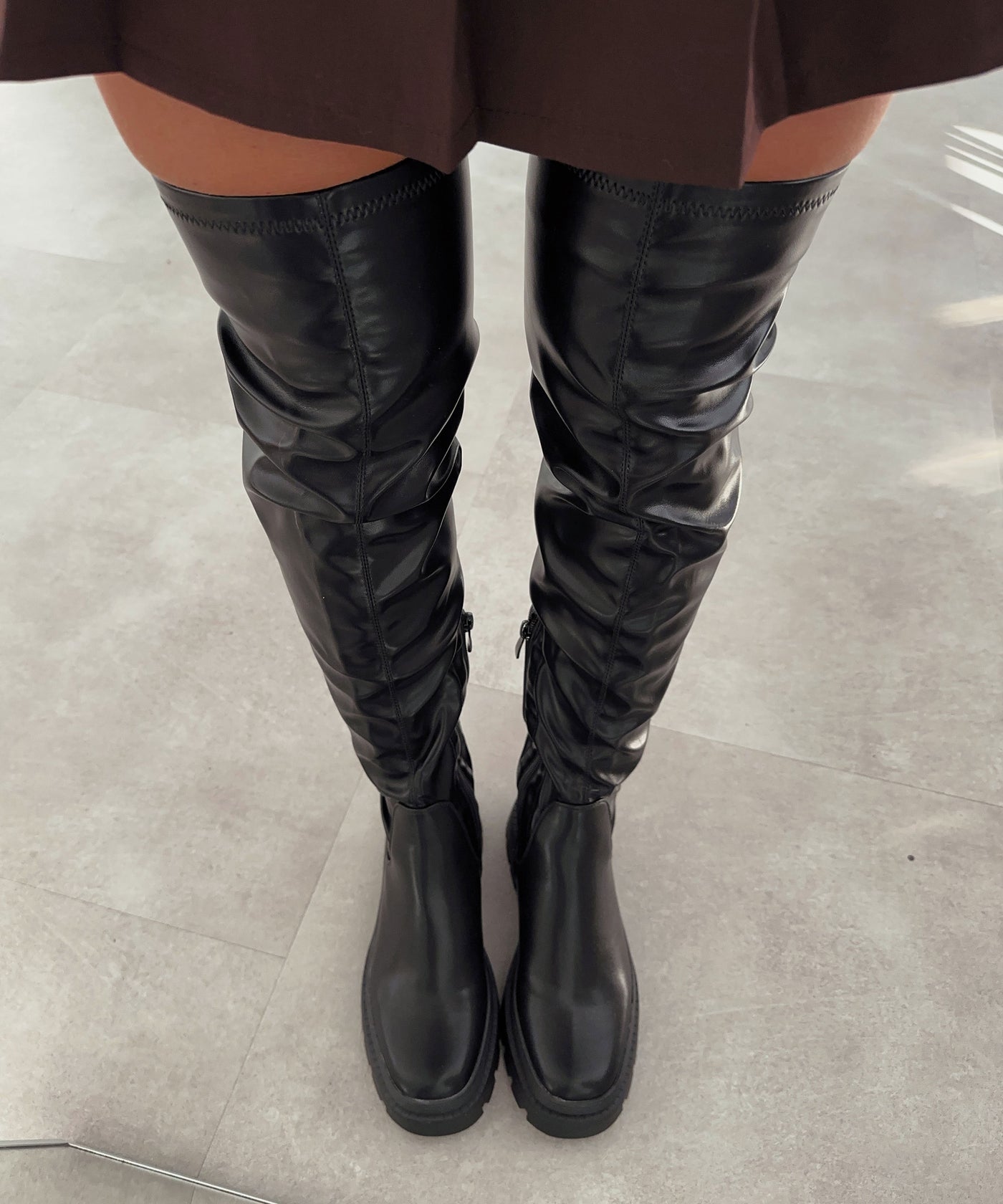 Overknees Stiefel Lita Schwarz Ladypolitan ♡