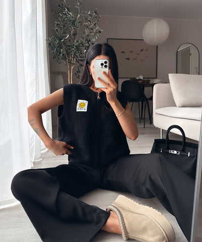 Zip Weste Smiley Naia Schwarz Ladypolitan ♡