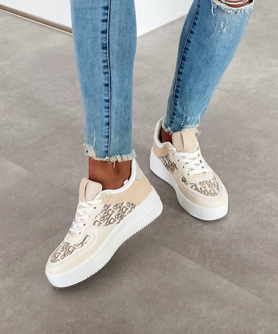 Sneaker Abby Beige  Ladypolitan - Fashion Onlineshop für Damen   