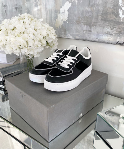 Sneaker Sarai black