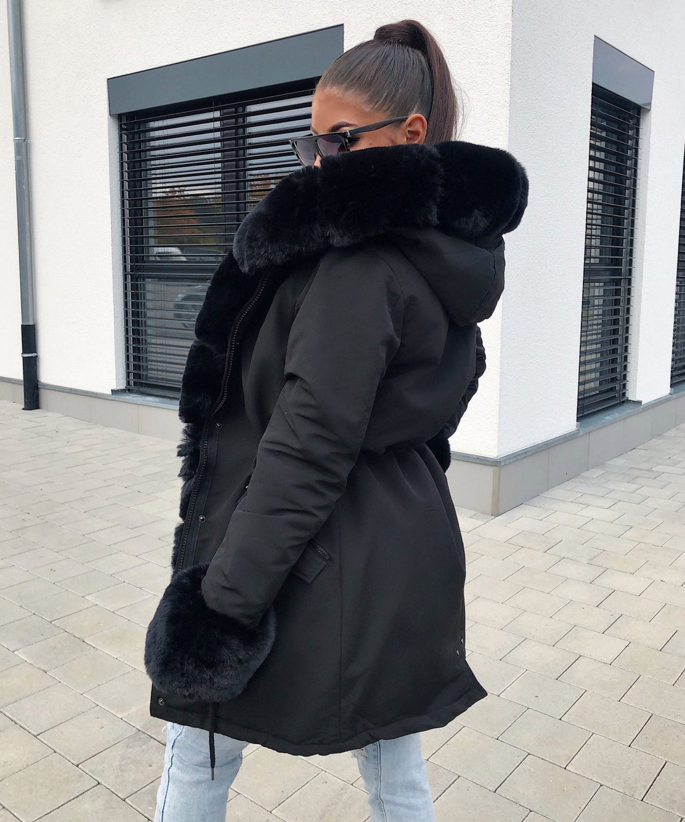 Faux fur jacket glamor black