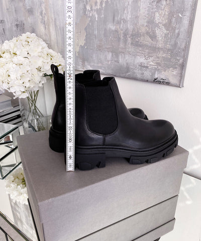 Boots Tatum Schwarz  Ladypolitan - Fashion Onlineshop für Damen   