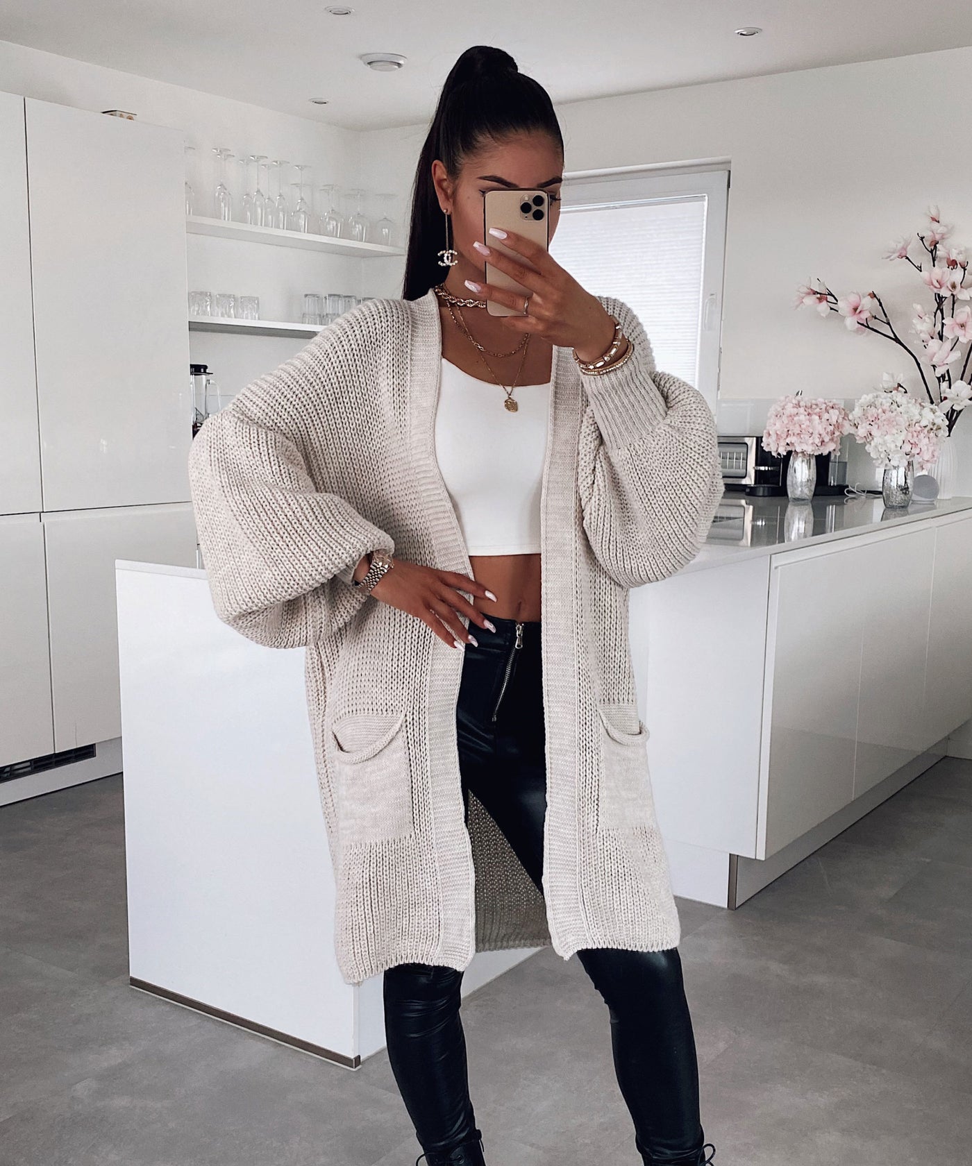 Cardigan Leilani Kurz Beige  Ladypolitan - Fashion Onlineshop für Damen   