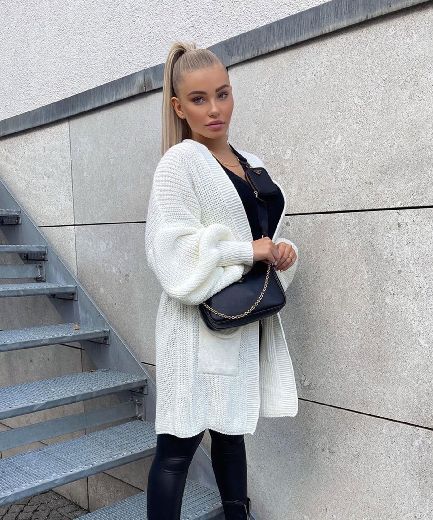 Cardigan Leilani Kurz Cremeweiß  Ladypolitan - Fashion Onlineshop für Damen   