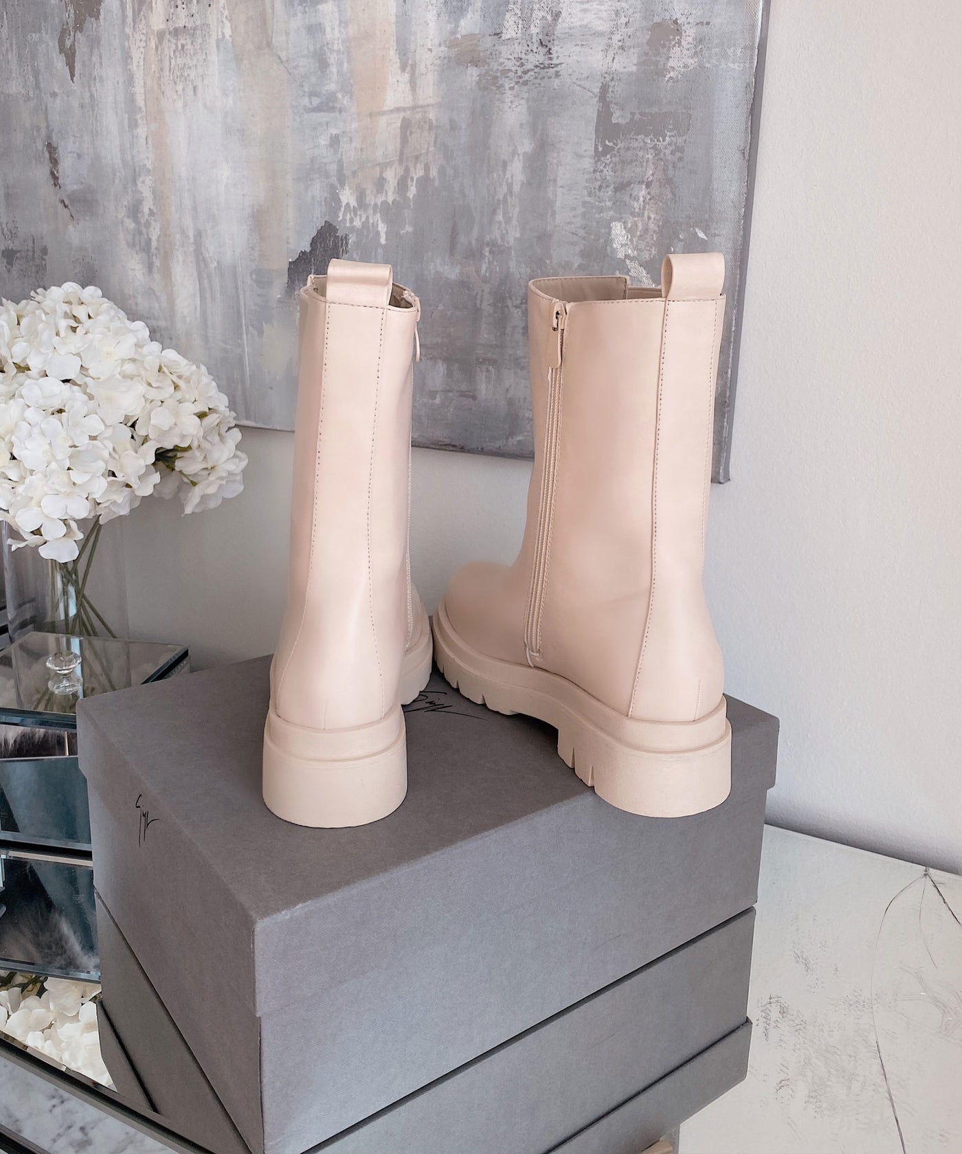 Chelsea Boots Long Beige  Ladypolitan - Fashion Onlineshop für Damen   