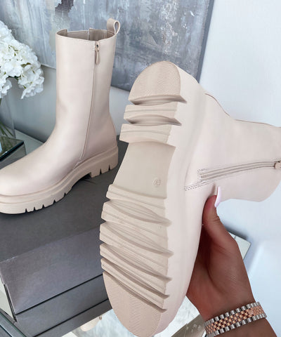 Chelsea Boots Long Beige  Ladypolitan - Fashion Onlineshop für Damen   