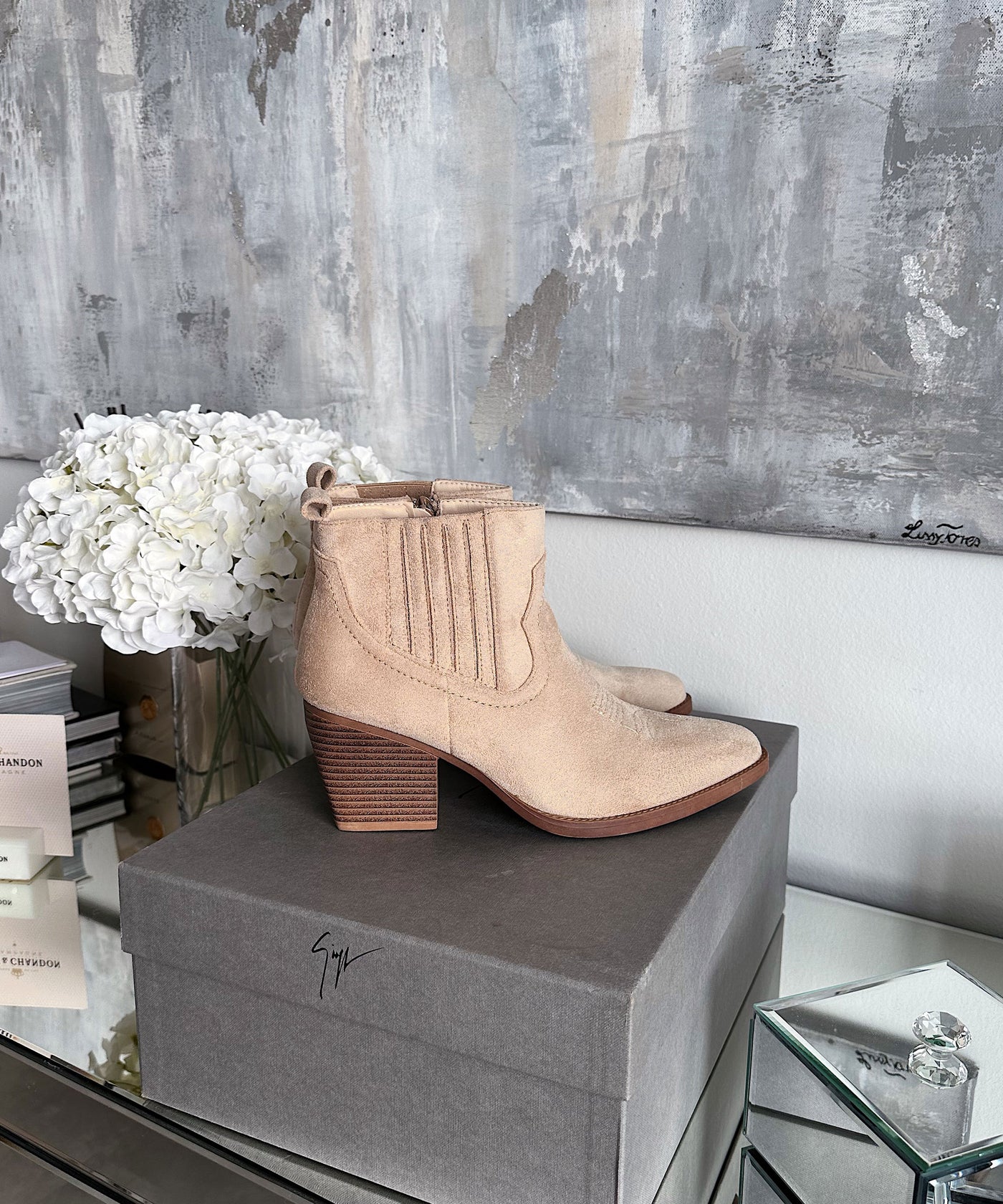 Cowboy Stiefeletten Allie Beige  Ladypolitan - Fashion Onlineshop für Damen   
