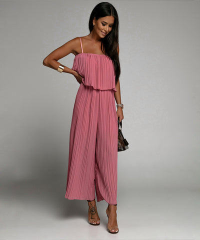 Eleganter Plissee Einteiler Beere  Ladypolitan - Fashion Onlineshop für Damen   
