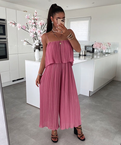 Eleganter Plissee Einteiler Beere  Ladypolitan - Fashion Onlineshop für Damen   