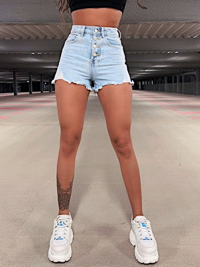 Jeans Shorts Aitana Hellblau  Ladypolitan - Fashion Onlineshop für Damen   