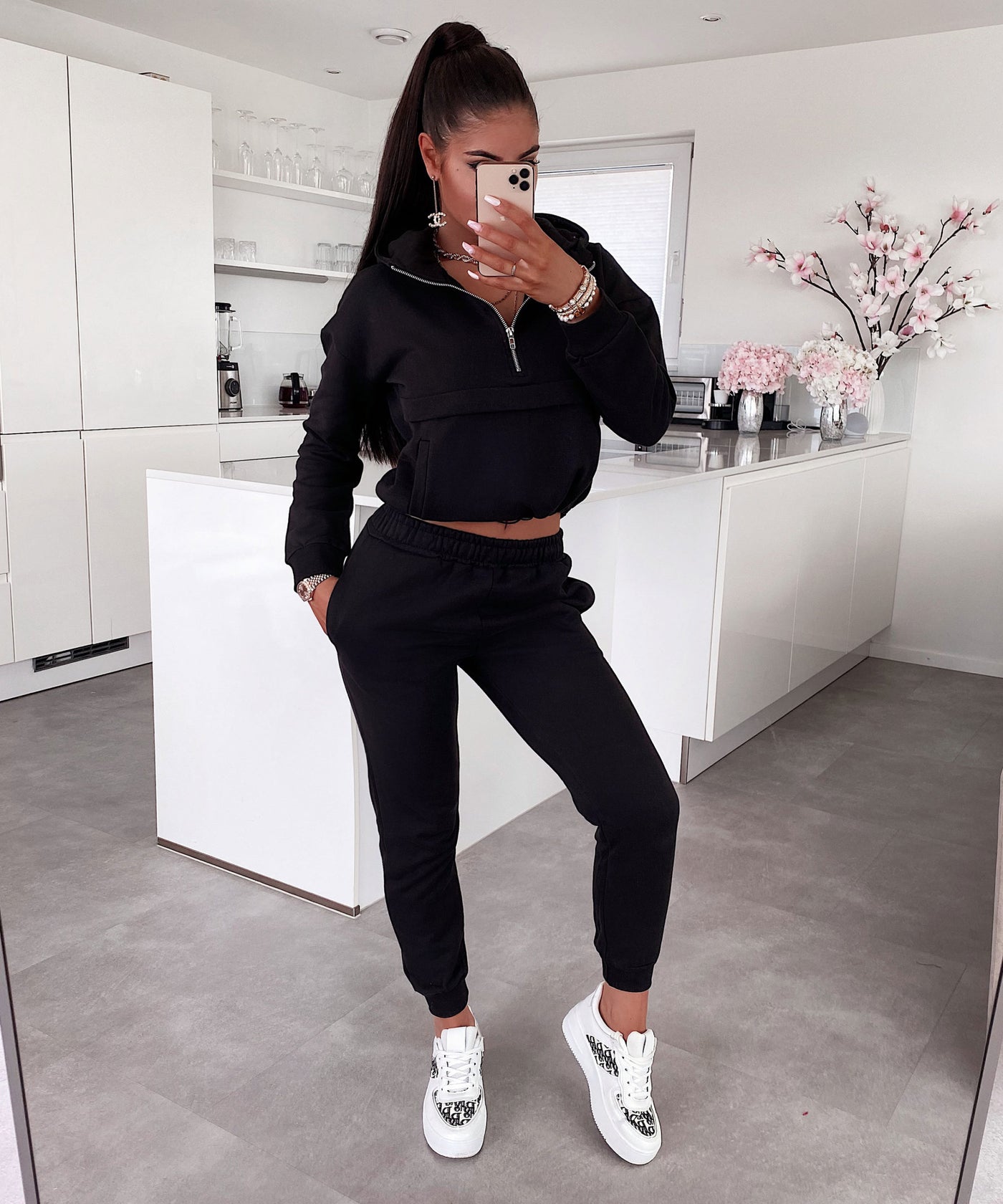 Jogger Set Hanna Schwarz Neu  Ladypolitan - Fashion Onlineshop für Damen   
