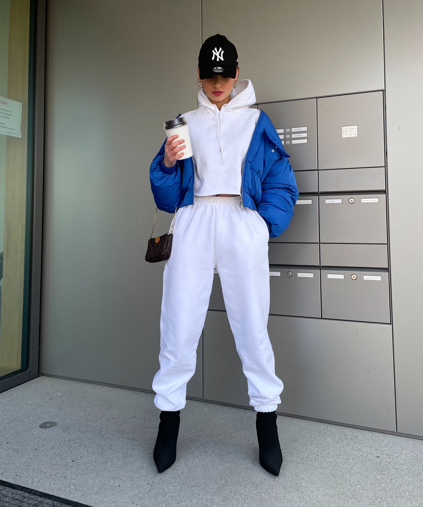 Jogger Set Lexi Weiß Neu  Ladypolitan - Fashion Onlineshop für Damen   