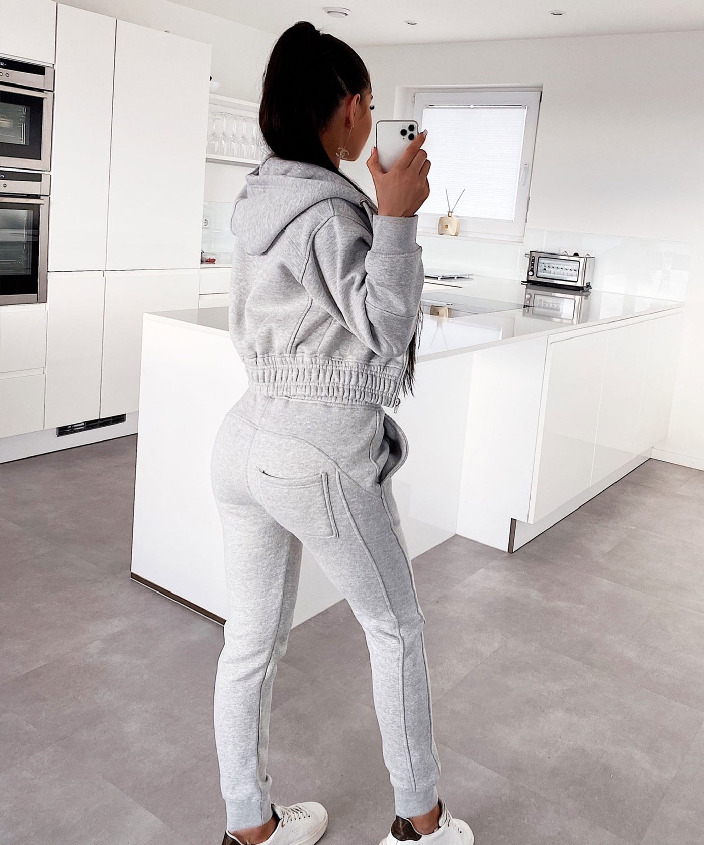 Jogger Set Selena Grau Neu  Ladypolitan - Fashion Onlineshop für Damen   