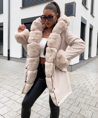 Kunstpelzjacke Glamour Beige  Ladypolitan - Fashion Onlineshop für Damen   