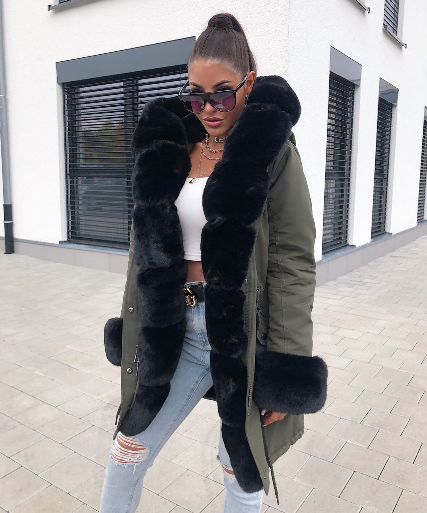 Kunstpelzjacke Glamour Olive  Ladypolitan - Fashion Onlineshop für Damen   