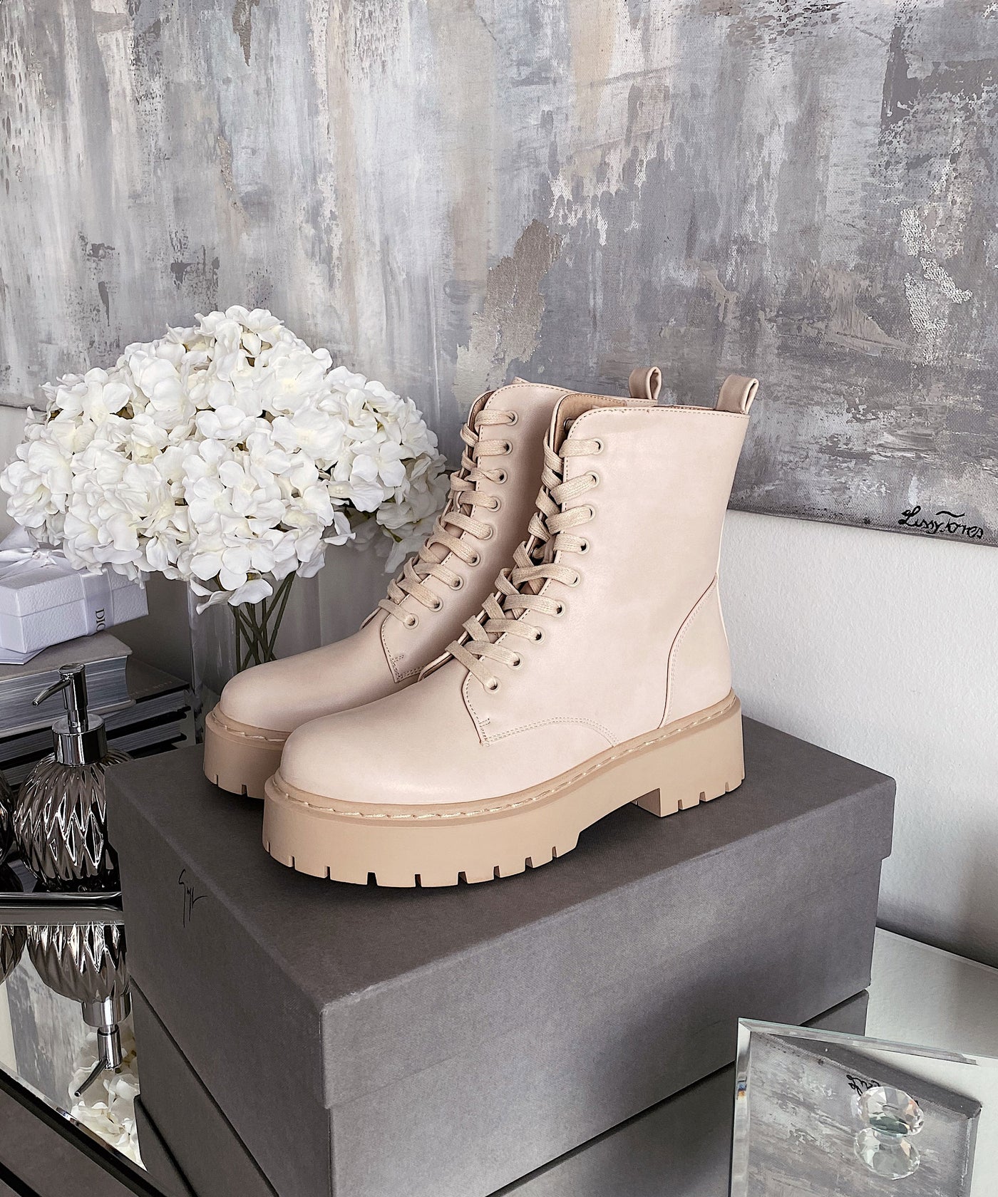 Leder Stiefel Serena Beige  Ladypolitan - Fashion Onlineshop für Damen   