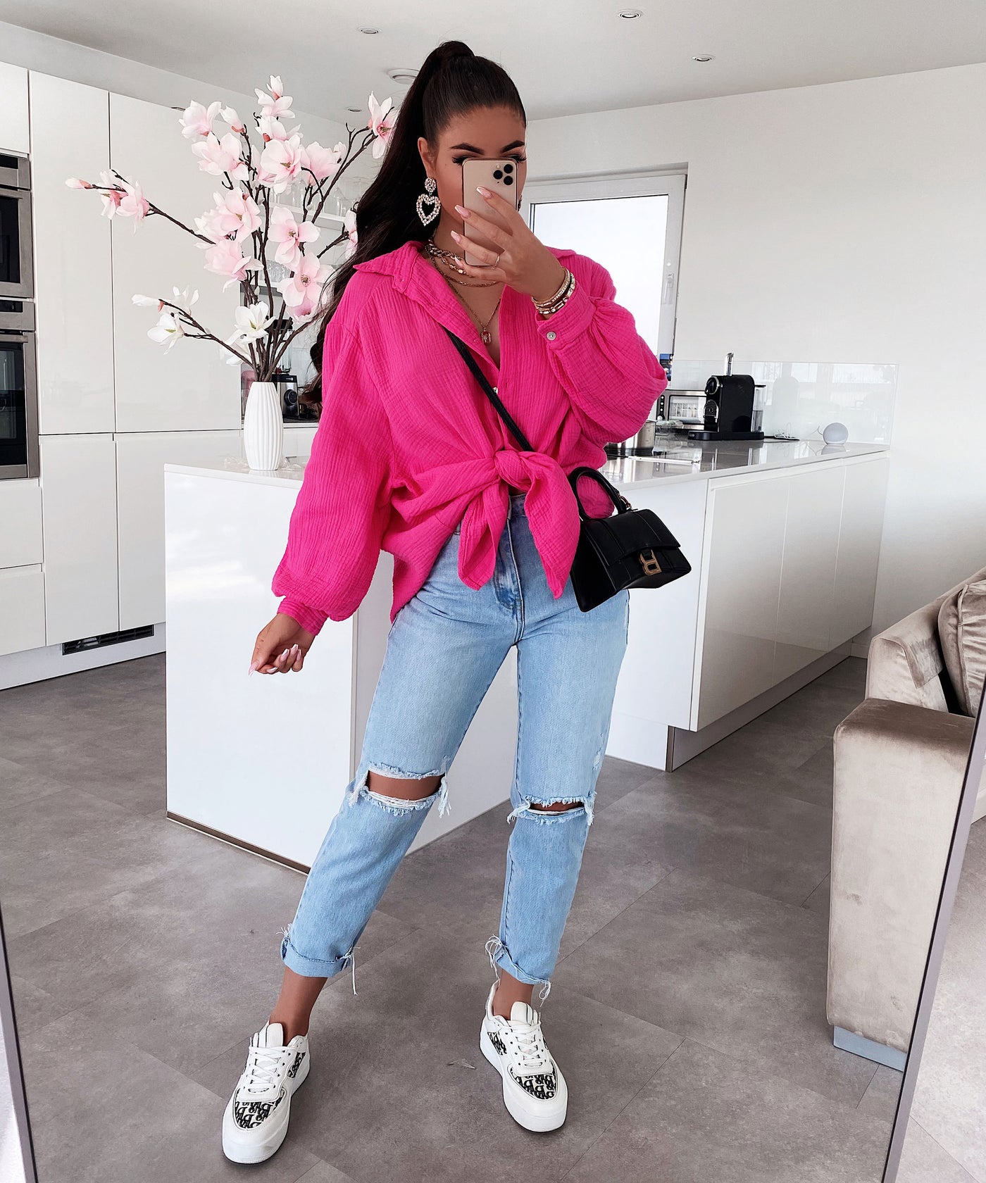 Oversize Musselin Bluse Freya Fuchsia Pink Kurz  Ladypolitan - Fashion Onlineshop für Damen   