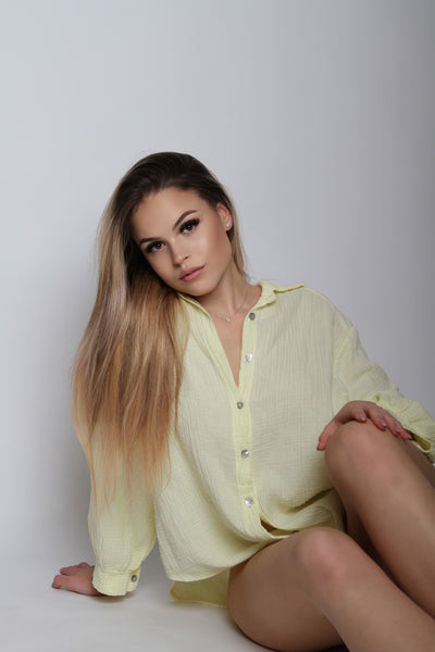 Oversize Musselin Bluse Freya Gelb Kurz  Ladypolitan - Fashion Onlineshop für Damen   