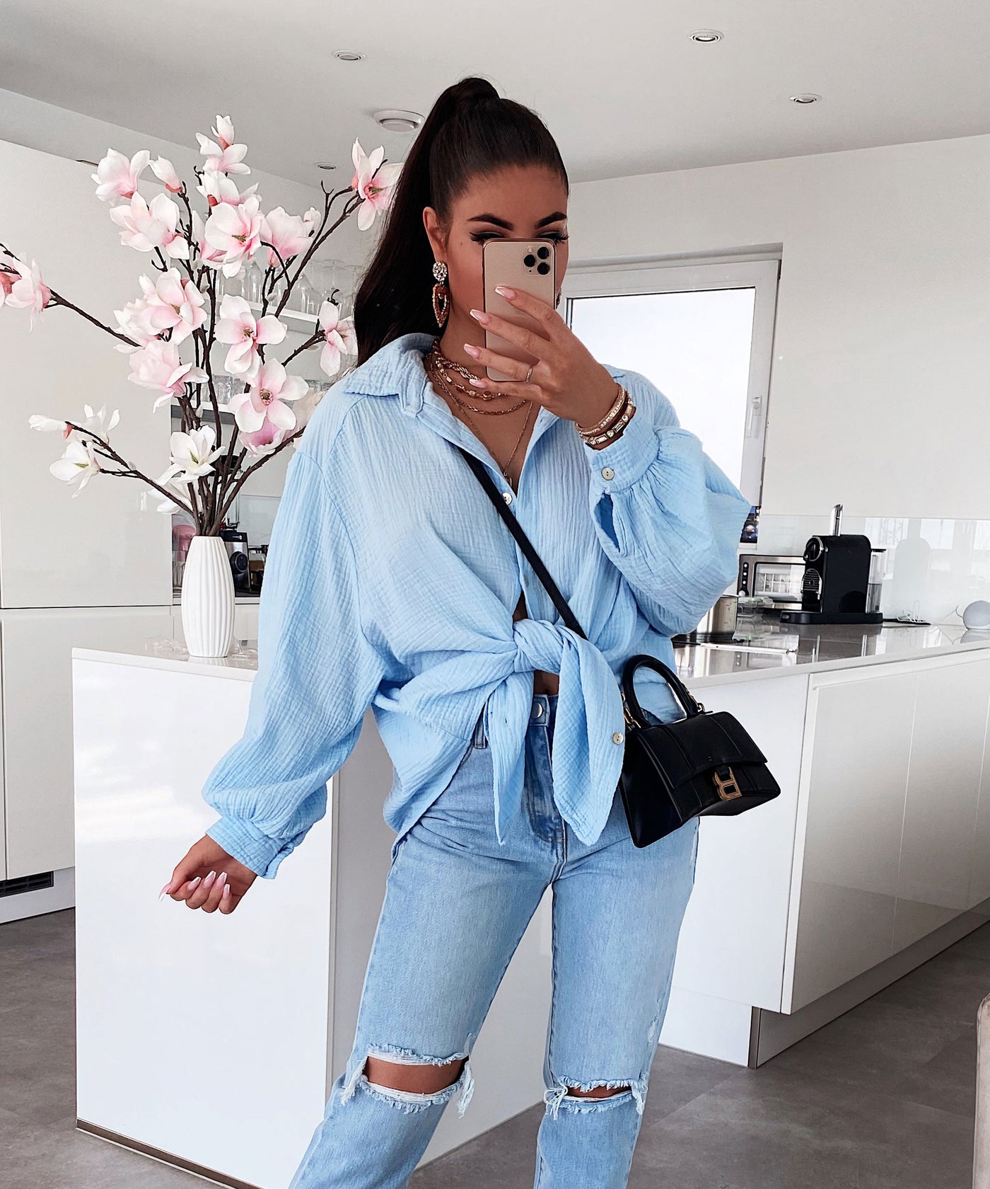 Oversize Musselin Bluse Freya Hellblau Kurz  Ladypolitan - Fashion Onlineshop für Damen   