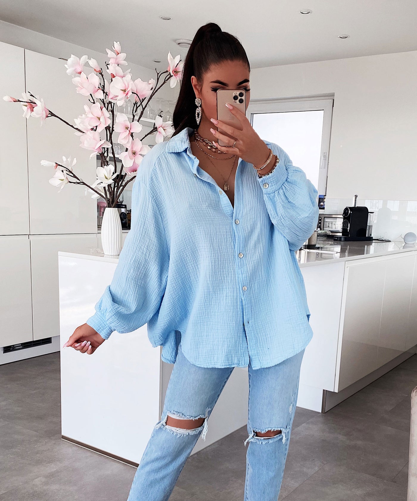 Oversize Musselin Bluse Freya Hellblau Kurz  Ladypolitan - Fashion Onlineshop für Damen   