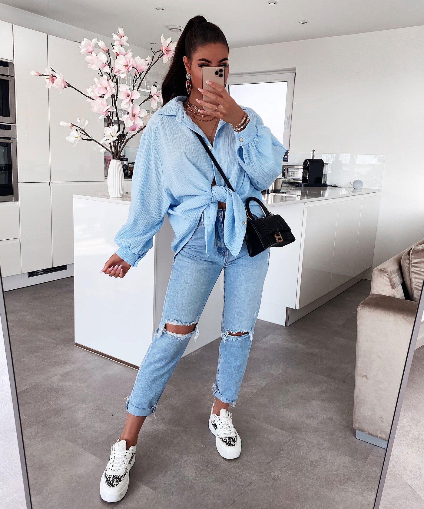 Oversize Musselin Bluse Freya Hellblau Kurz  Ladypolitan - Fashion Onlineshop für Damen   