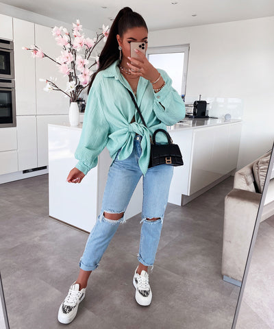 Oversize Musselin Bluse Freya Türkis Kurz  Ladypolitan - Fashion Onlineshop für Damen   