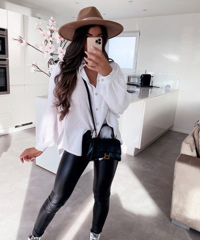 Oversize Musselin Bluse Freya Weiß Kurz  Ladypolitan - Fashion Onlineshop für Damen   