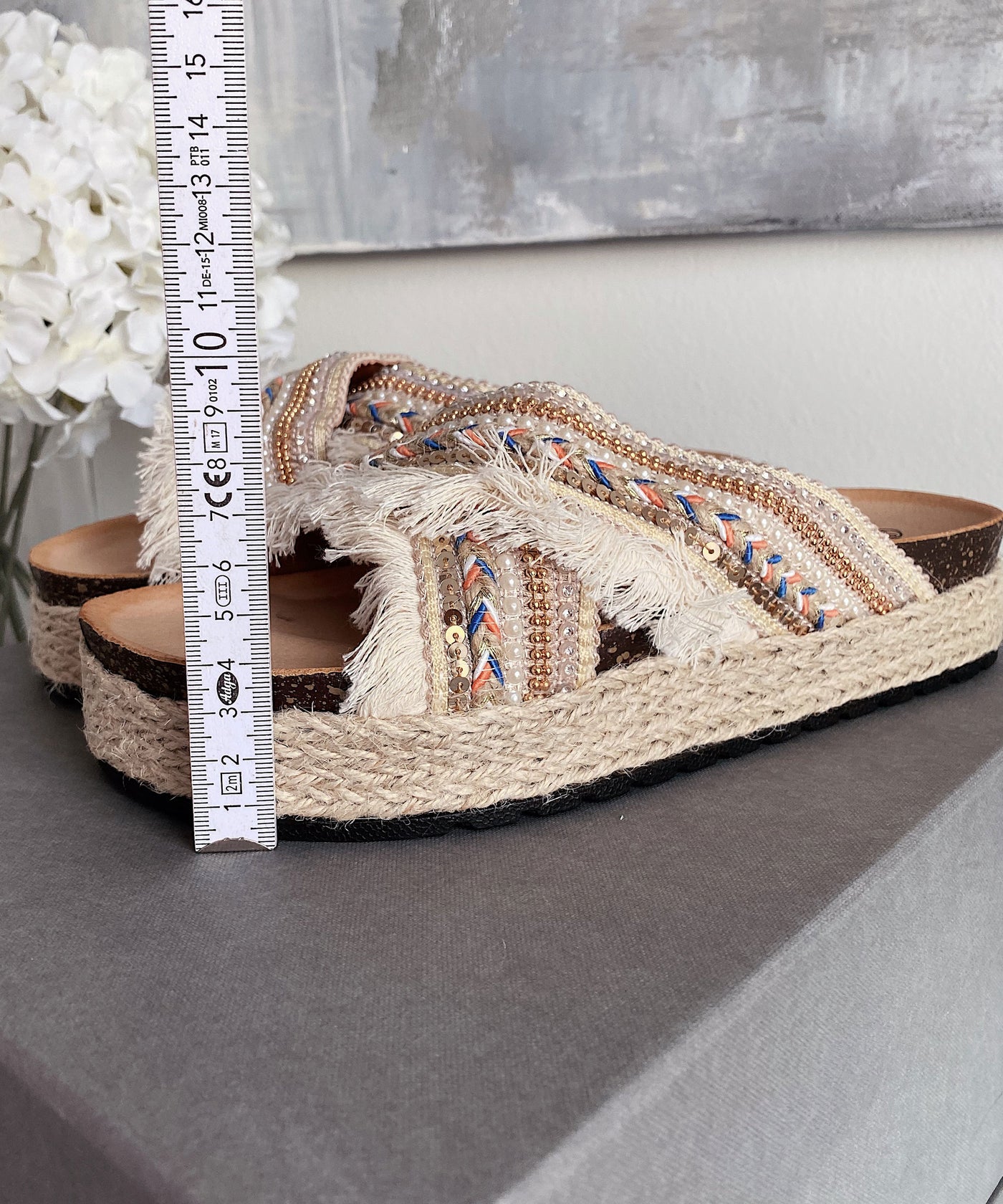 Pantolette Braelyn Beige  Ladypolitan - Fashion Onlineshop für Damen   