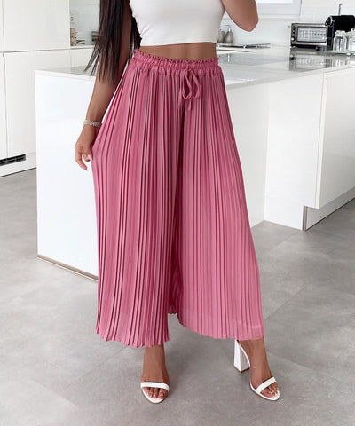 Plissee Hose Mira Beere  Ladypolitan - Fashion Onlineshop für Damen   