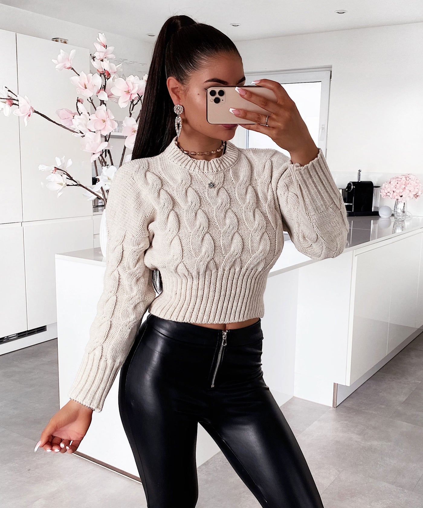 Pullover Esmeralda Beige  Ladypolitan - Fashion Onlineshop für Damen   