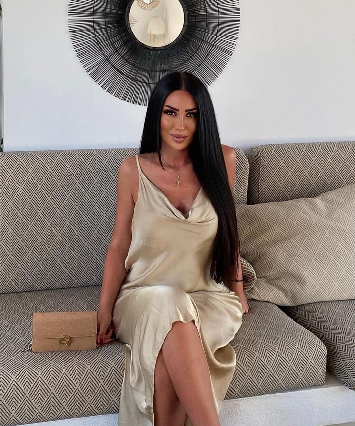 Satin Kleid Casha Camel  Ladypolitan ♡   