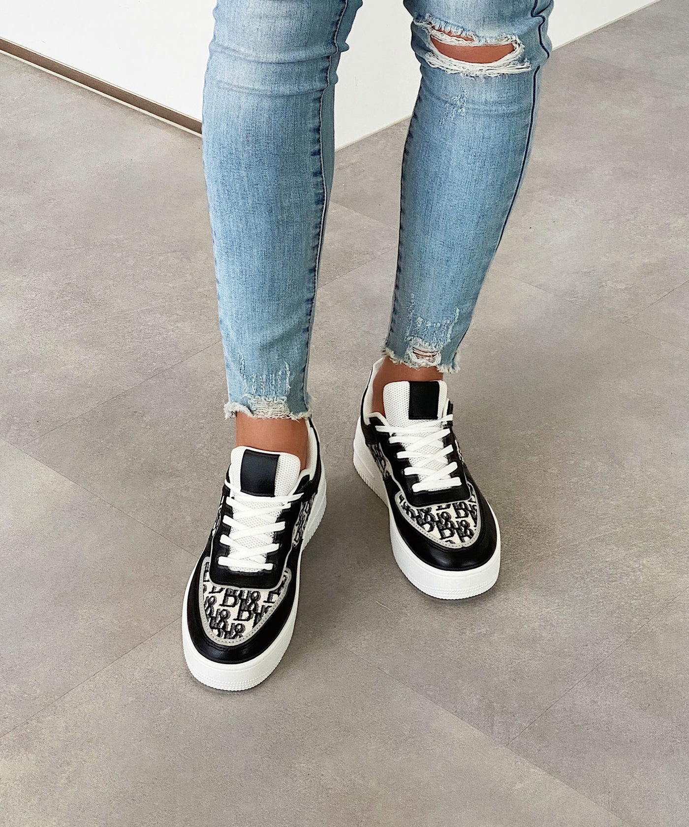 Sneaker Abby Schwarz  Ladypolitan - Fashion Onlineshop für Damen   