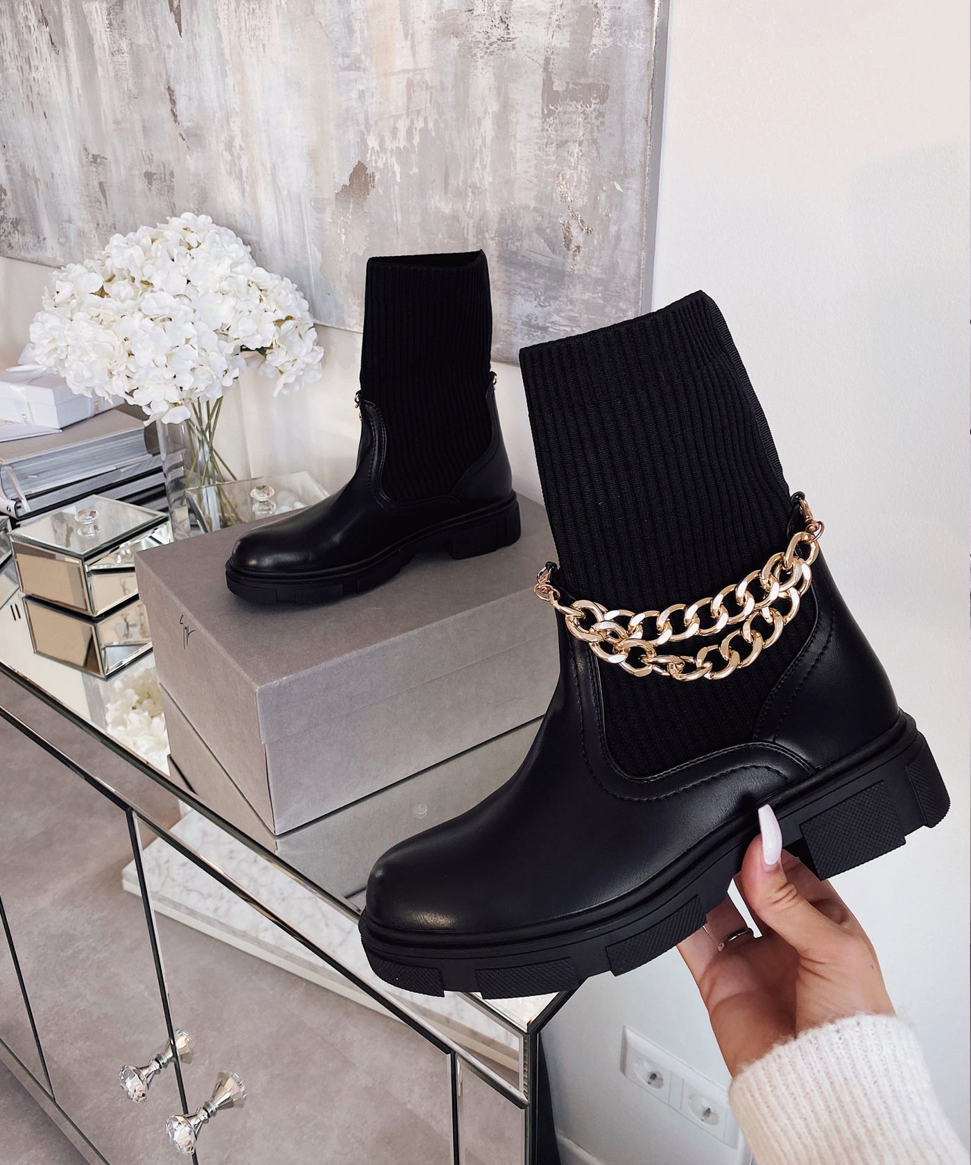 Stiefel Kiara Schwarz  Ladypolitan - Fashion Onlineshop für Damen   