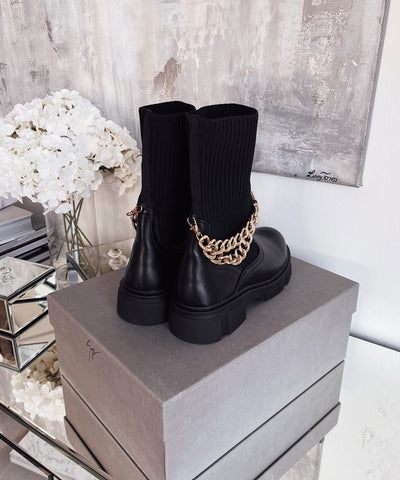 Stiefel Kiara Schwarz  Ladypolitan - Fashion Onlineshop für Damen   