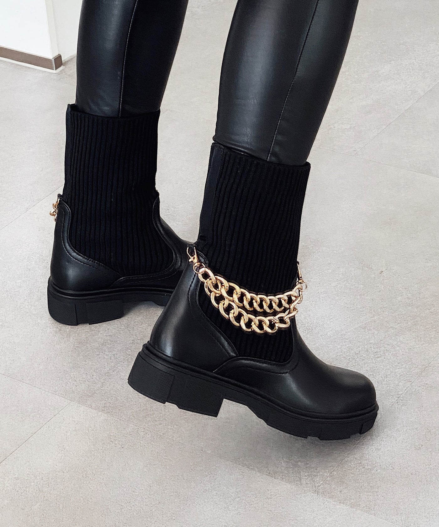 Stiefel Kiara Schwarz  Ladypolitan - Fashion Onlineshop für Damen   