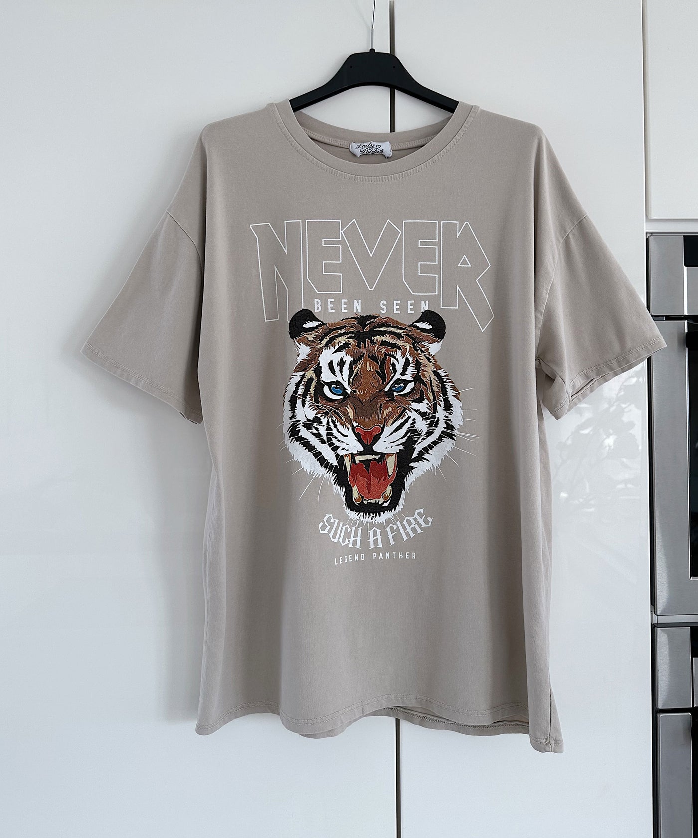 T-Shirt Tiger Vintage Beige  Ladypolitan - Fashion Onlineshop für Damen   