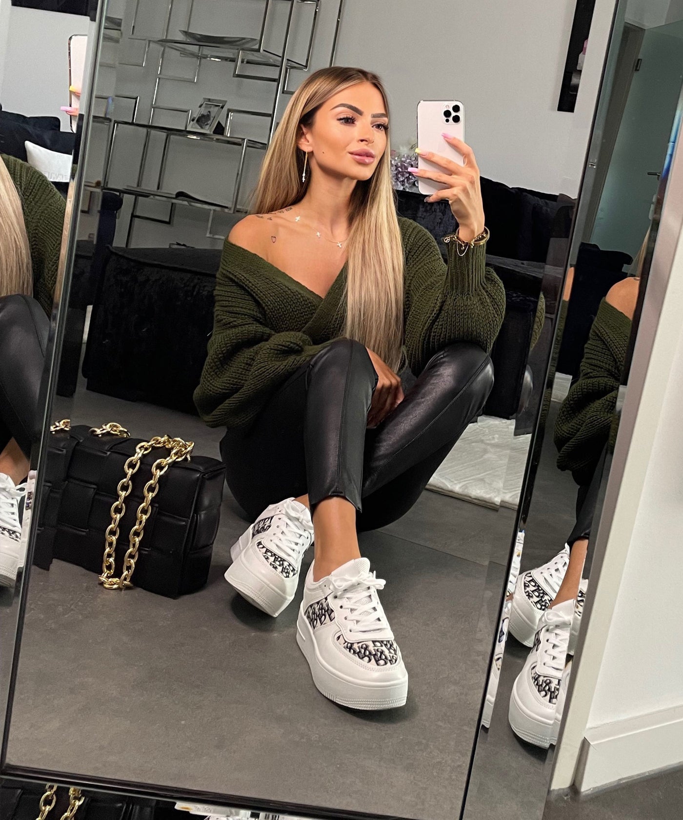 Wickel Pullover Khaki  Ladypolitan - Fashion Onlineshop für Damen   