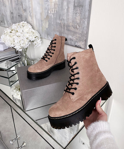 Wildleder Stiefel Serena Camel  Ladypolitan - Fashion Onlineshop für Damen   