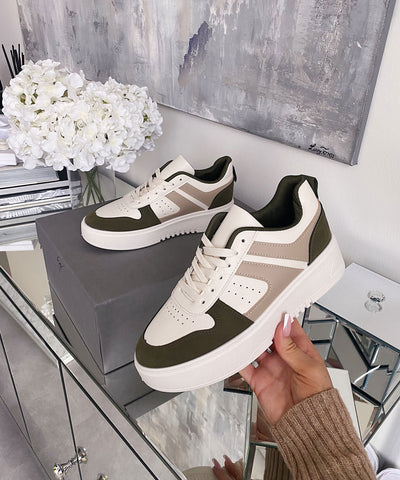 Sneaker Leire Khaki  Ladypolitan ♡   